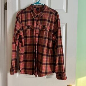 Patagonia Women’s Flannel Size XL